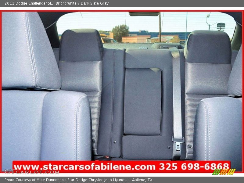 Bright White / Dark Slate Gray 2011 Dodge Challenger SE