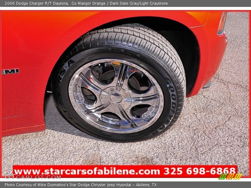 Go Mango! Orange / Dark Slate Gray/Light Graystone 2006 Dodge Charger R/T Daytona