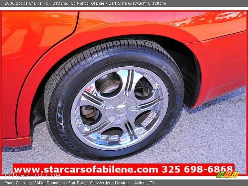 Go Mango! Orange / Dark Slate Gray/Light Graystone 2006 Dodge Charger R/T Daytona