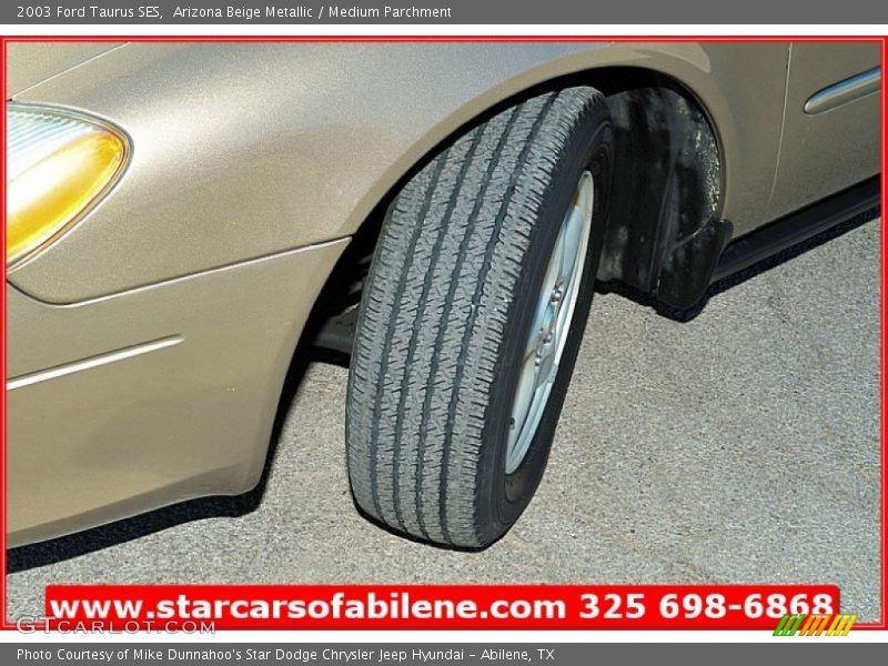 Arizona Beige Metallic / Medium Parchment 2003 Ford Taurus SES