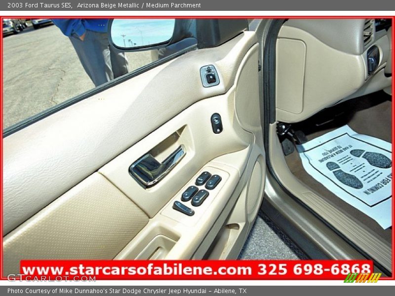 Arizona Beige Metallic / Medium Parchment 2003 Ford Taurus SES