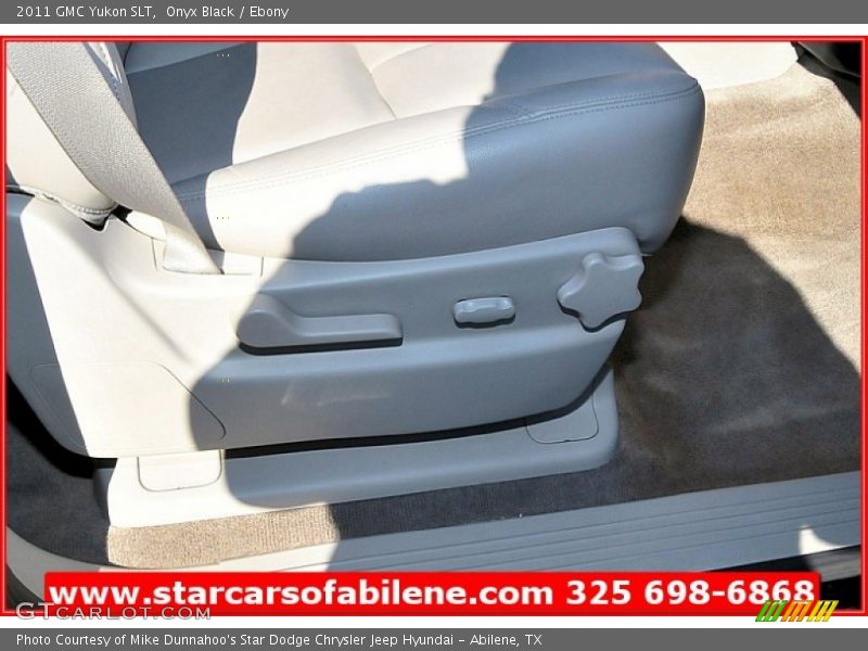 Onyx Black / Ebony 2011 GMC Yukon SLT