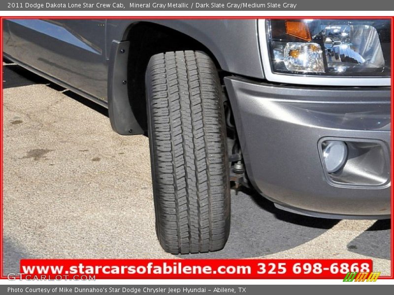 Mineral Gray Metallic / Dark Slate Gray/Medium Slate Gray 2011 Dodge Dakota Lone Star Crew Cab