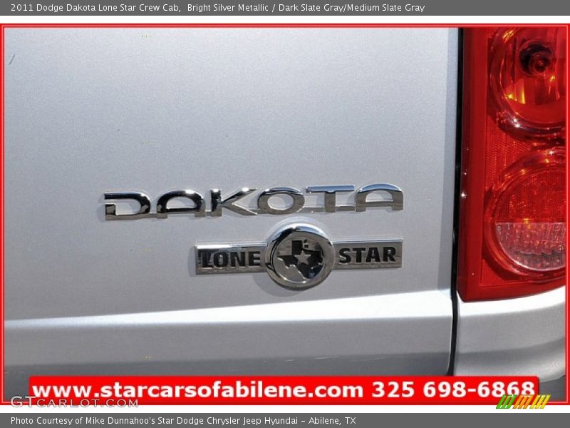 Bright Silver Metallic / Dark Slate Gray/Medium Slate Gray 2011 Dodge Dakota Lone Star Crew Cab