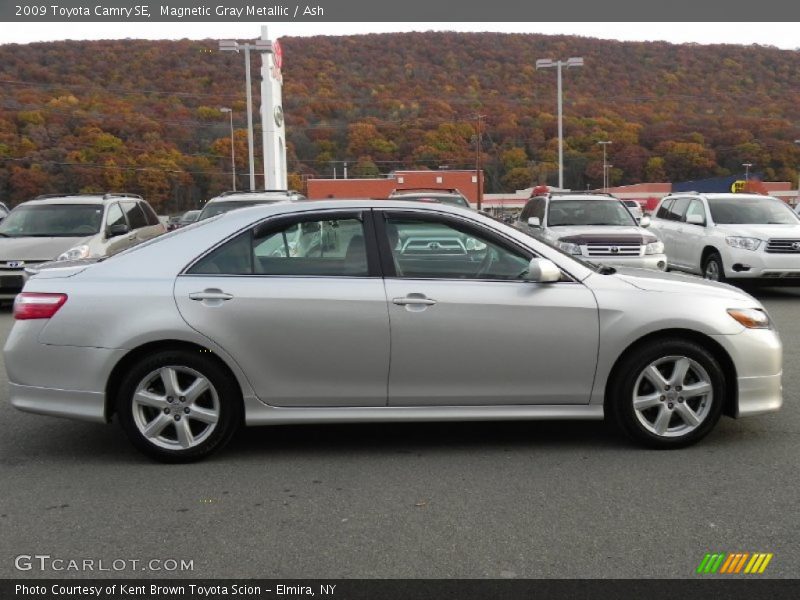 Magnetic Gray Metallic / Ash 2009 Toyota Camry SE