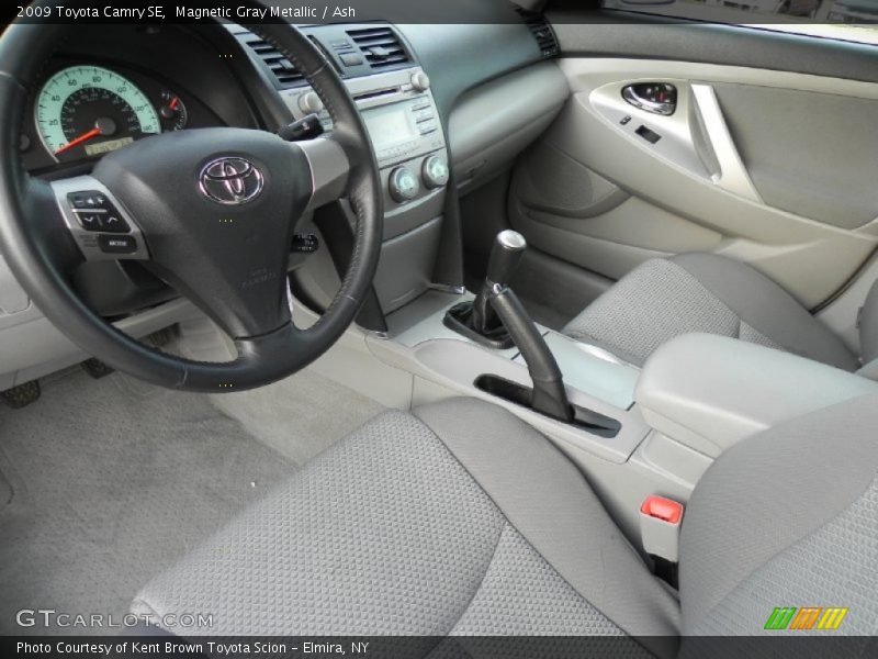 Magnetic Gray Metallic / Ash 2009 Toyota Camry SE