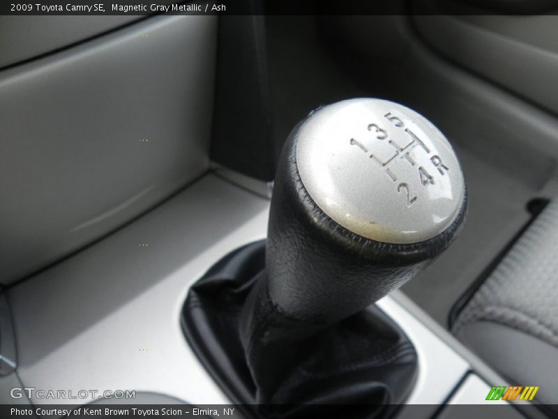 Magnetic Gray Metallic / Ash 2009 Toyota Camry SE