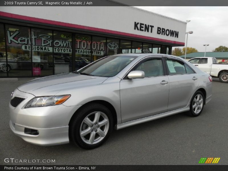 Magnetic Gray Metallic / Ash 2009 Toyota Camry SE