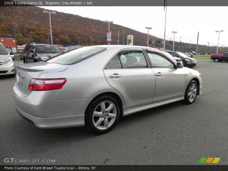 Magnetic Gray Metallic / Ash 2009 Toyota Camry SE