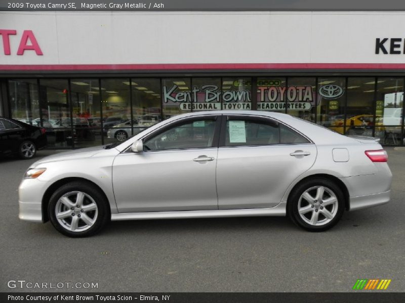 Magnetic Gray Metallic / Ash 2009 Toyota Camry SE