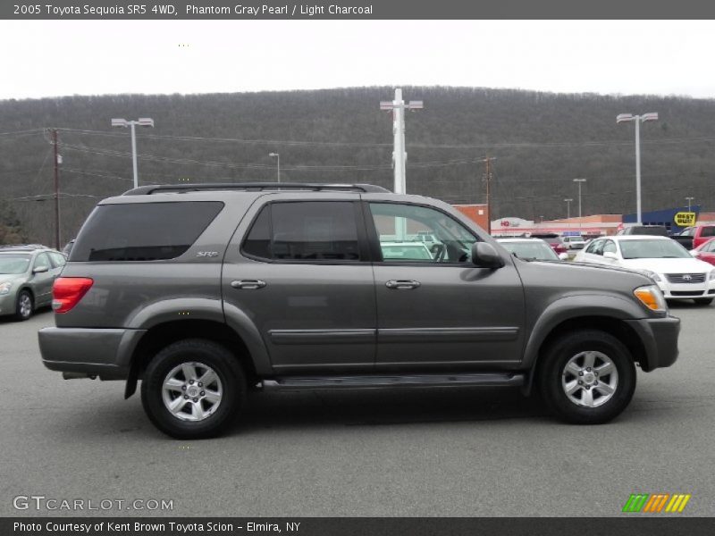 Phantom Gray Pearl / Light Charcoal 2005 Toyota Sequoia SR5 4WD