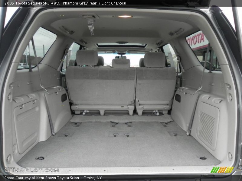 Phantom Gray Pearl / Light Charcoal 2005 Toyota Sequoia SR5 4WD