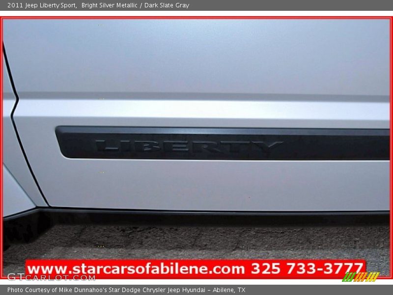 Bright Silver Metallic / Dark Slate Gray 2011 Jeep Liberty Sport