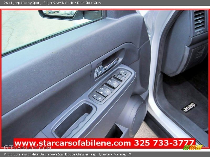 Bright Silver Metallic / Dark Slate Gray 2011 Jeep Liberty Sport