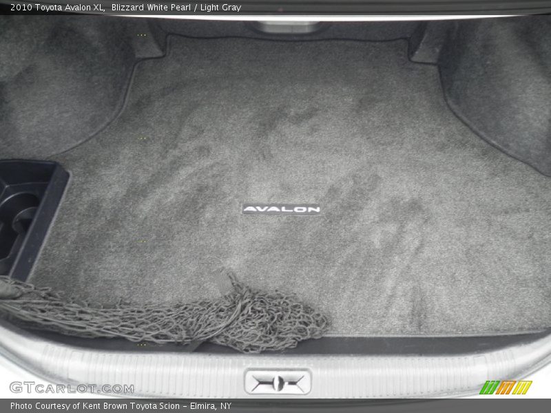 Blizzard White Pearl / Light Gray 2010 Toyota Avalon XL