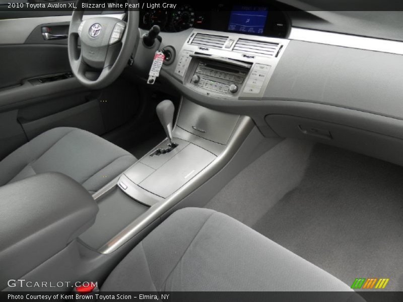 Blizzard White Pearl / Light Gray 2010 Toyota Avalon XL