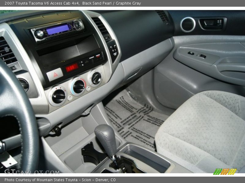 Black Sand Pearl / Graphite Gray 2007 Toyota Tacoma V6 Access Cab 4x4