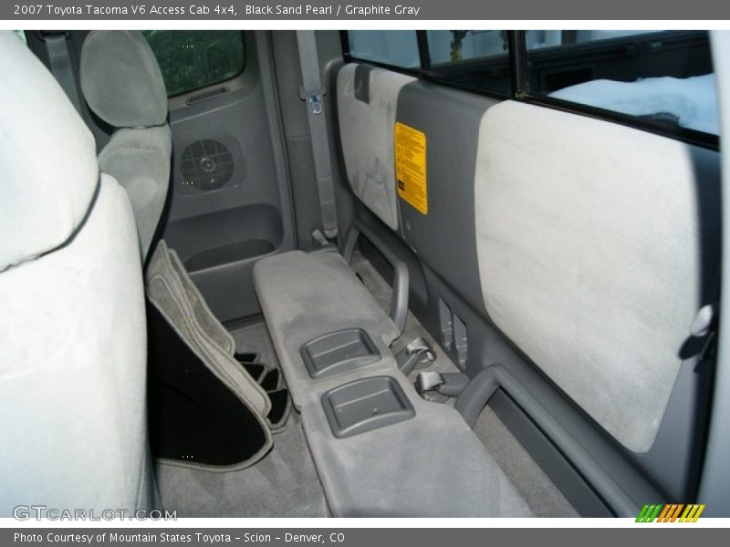 Black Sand Pearl / Graphite Gray 2007 Toyota Tacoma V6 Access Cab 4x4