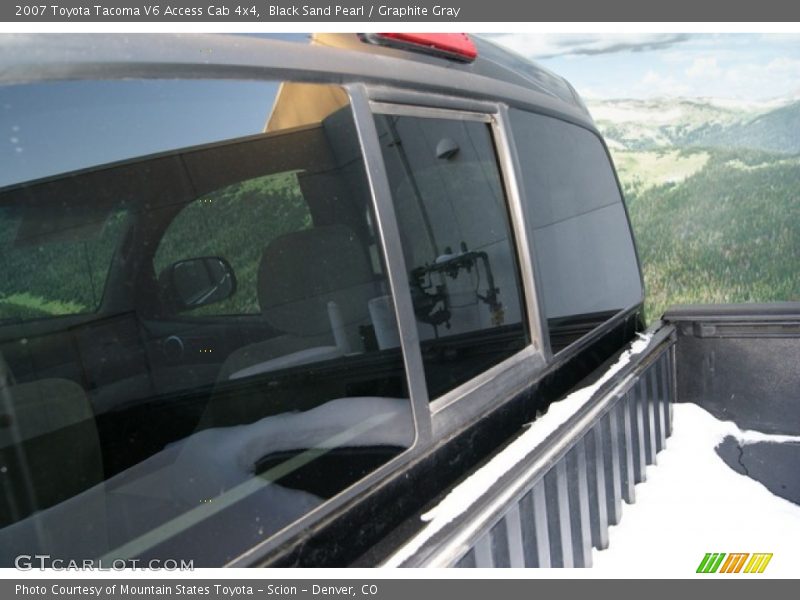 Black Sand Pearl / Graphite Gray 2007 Toyota Tacoma V6 Access Cab 4x4
