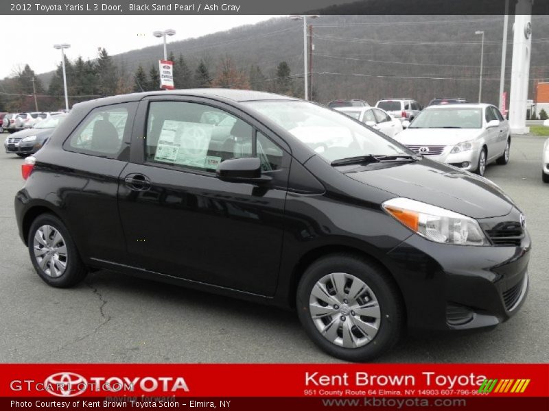 Black Sand Pearl / Ash Gray 2012 Toyota Yaris L 3 Door