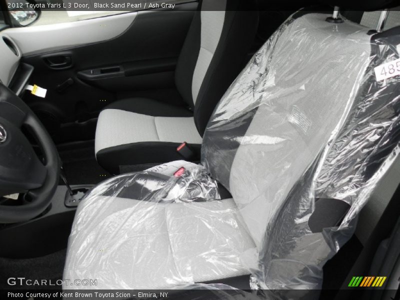 Black Sand Pearl / Ash Gray 2012 Toyota Yaris L 3 Door