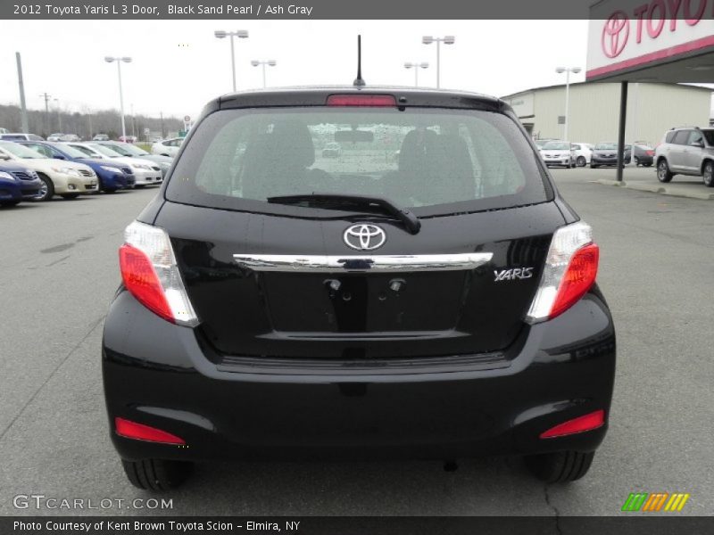 Black Sand Pearl / Ash Gray 2012 Toyota Yaris L 3 Door