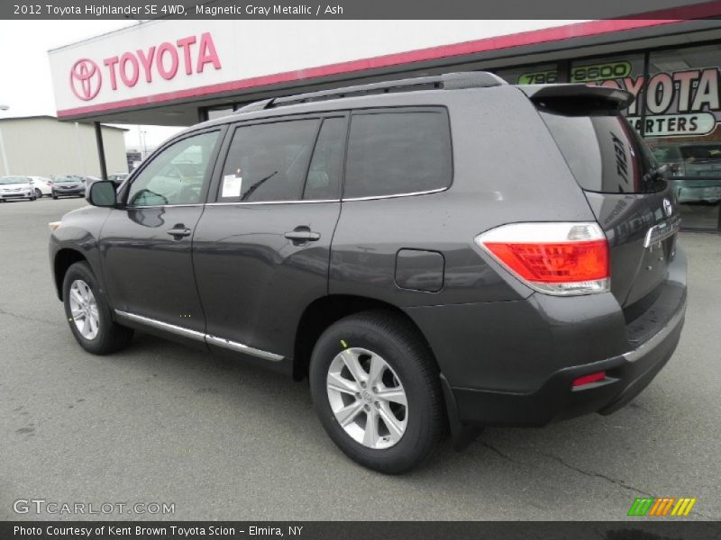 Magnetic Gray Metallic / Ash 2012 Toyota Highlander SE 4WD
