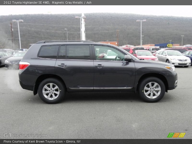 Magnetic Gray Metallic / Ash 2012 Toyota Highlander SE 4WD