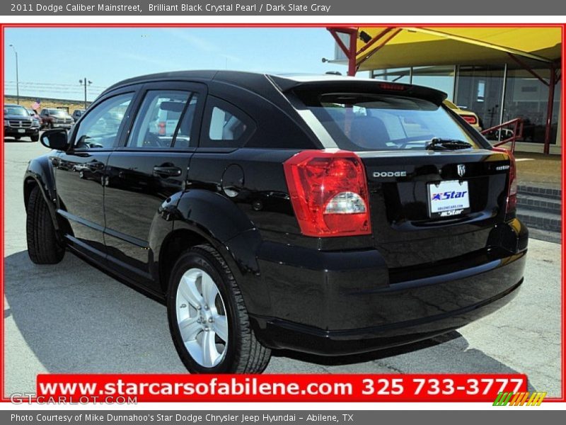 Brilliant Black Crystal Pearl / Dark Slate Gray 2011 Dodge Caliber Mainstreet