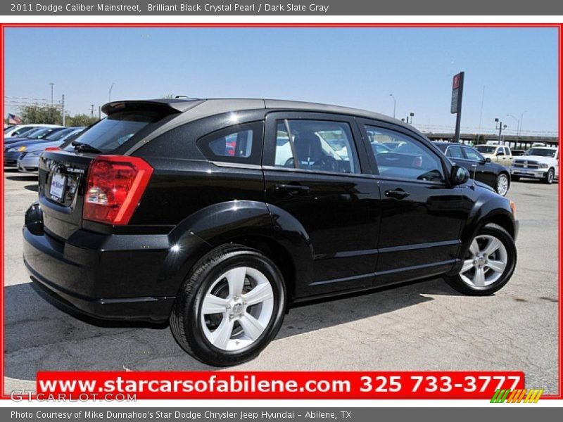 Brilliant Black Crystal Pearl / Dark Slate Gray 2011 Dodge Caliber Mainstreet