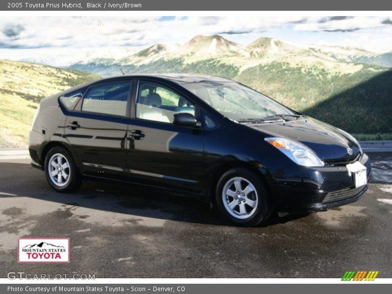 Black / Ivory/Brown 2005 Toyota Prius Hybrid