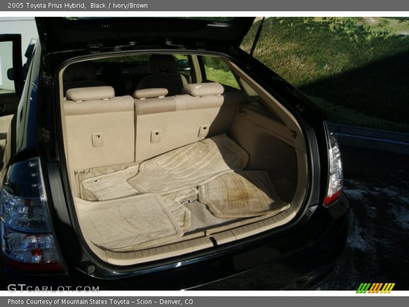 Black / Ivory/Brown 2005 Toyota Prius Hybrid