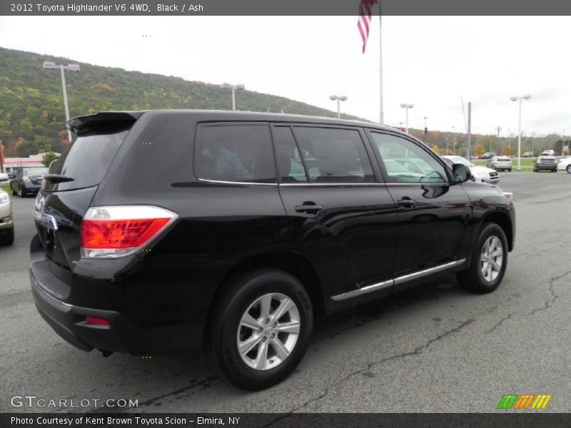 Black / Ash 2012 Toyota Highlander V6 4WD