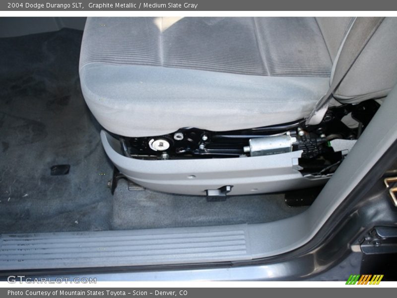 Graphite Metallic / Medium Slate Gray 2004 Dodge Durango SLT