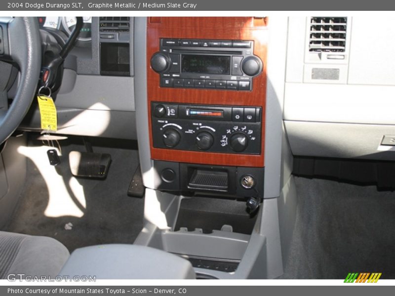 Graphite Metallic / Medium Slate Gray 2004 Dodge Durango SLT