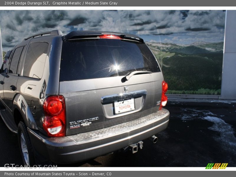 Graphite Metallic / Medium Slate Gray 2004 Dodge Durango SLT