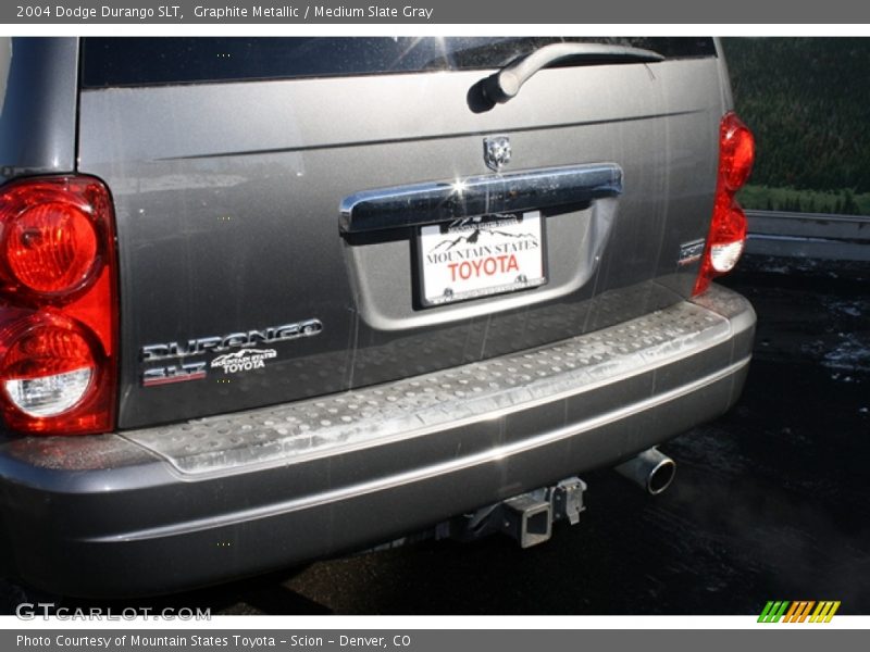 Graphite Metallic / Medium Slate Gray 2004 Dodge Durango SLT