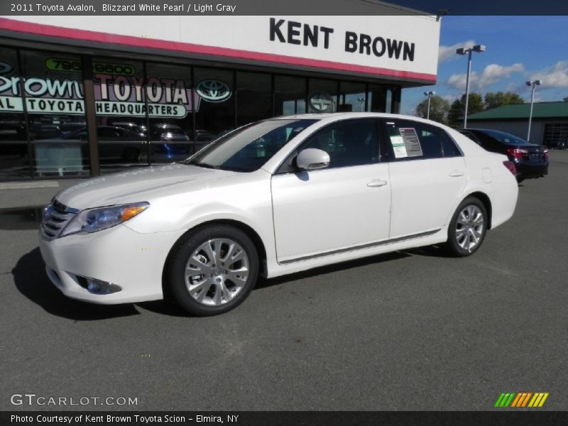 Blizzard White Pearl / Light Gray 2011 Toyota Avalon