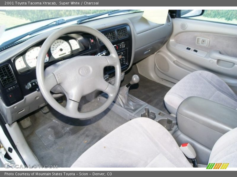 Super White / Charcoal 2001 Toyota Tacoma Xtracab
