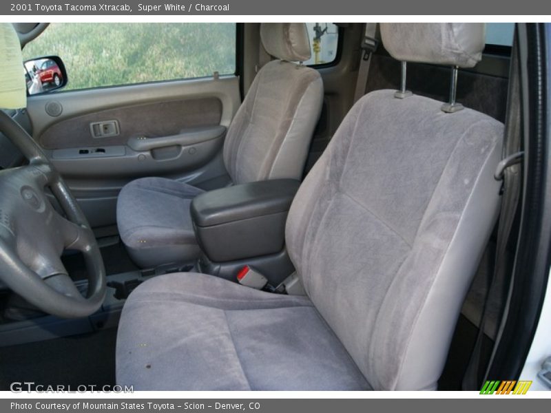 Super White / Charcoal 2001 Toyota Tacoma Xtracab