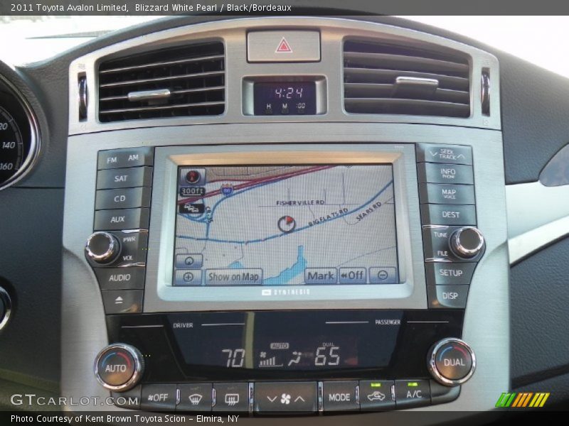 Blizzard White Pearl / Black/Bordeaux 2011 Toyota Avalon Limited