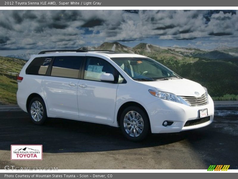 Super White / Light Gray 2012 Toyota Sienna XLE AWD