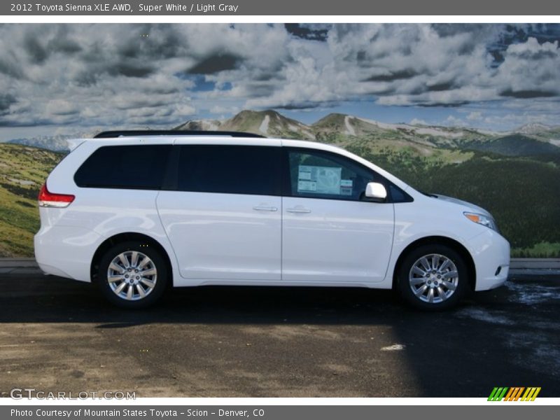 Super White / Light Gray 2012 Toyota Sienna XLE AWD