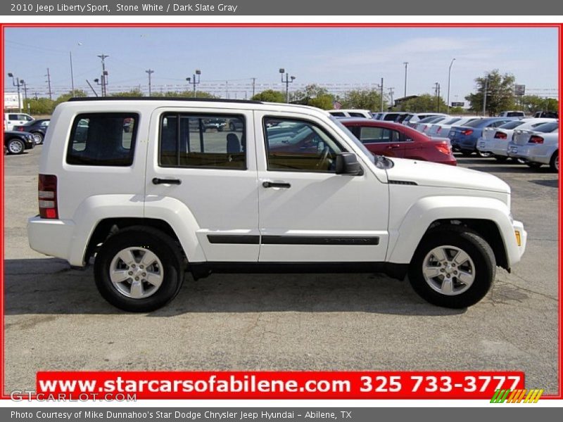 Stone White / Dark Slate Gray 2010 Jeep Liberty Sport