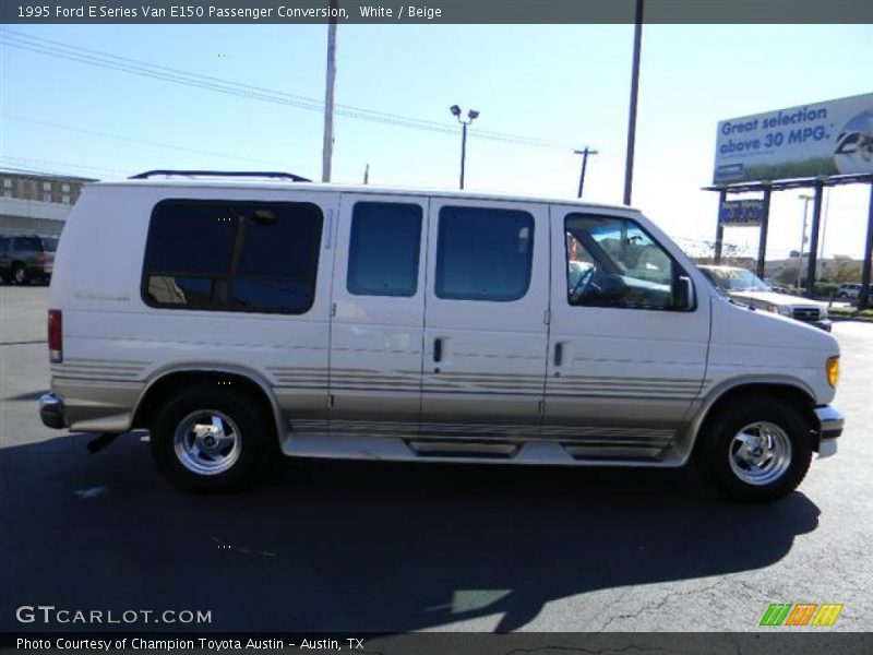 White / Beige 1995 Ford E Series Van E150 Passenger Conversion