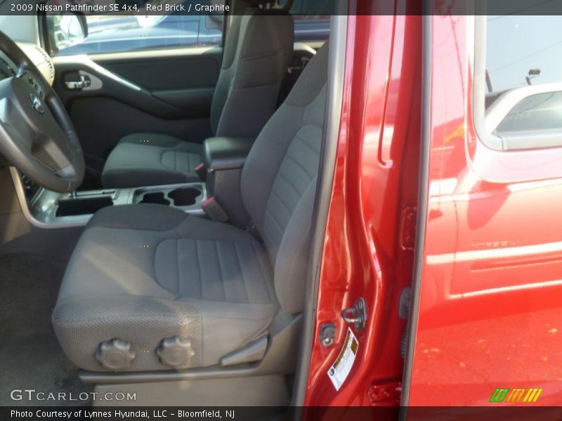 Red Brick / Graphite 2009 Nissan Pathfinder SE 4x4