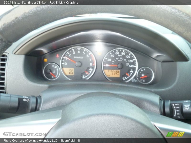 Red Brick / Graphite 2009 Nissan Pathfinder SE 4x4
