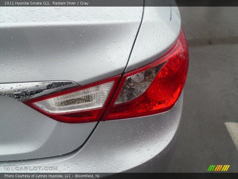 Radiant Silver / Gray 2011 Hyundai Sonata GLS