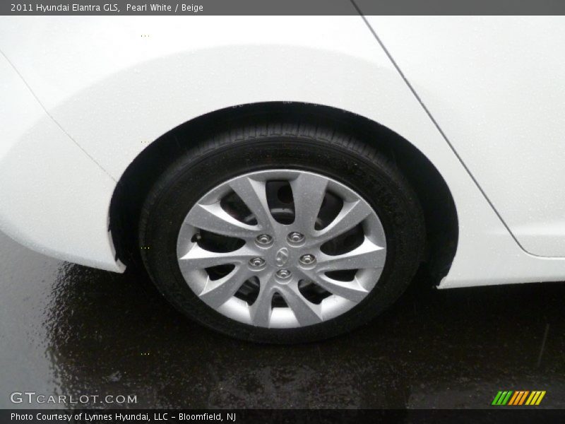 Pearl White / Beige 2011 Hyundai Elantra GLS