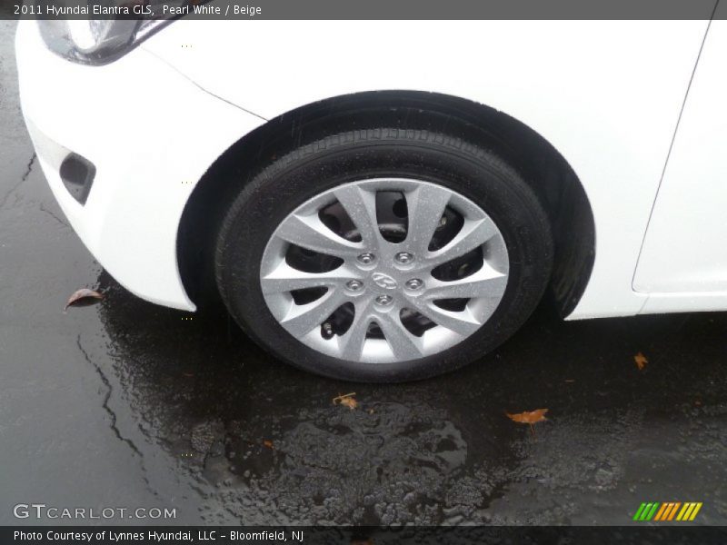 Pearl White / Beige 2011 Hyundai Elantra GLS